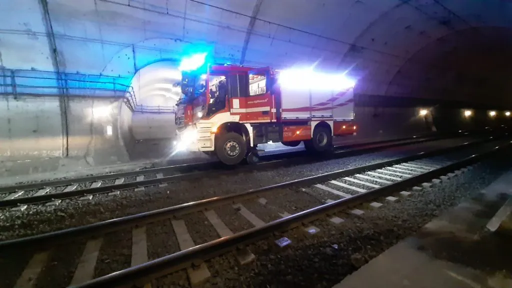 Linea ferroviaria Parma-La Spezia: esercitazione nella galleria tra Aulla e  Santo Stefano - Eco della Lunigiana