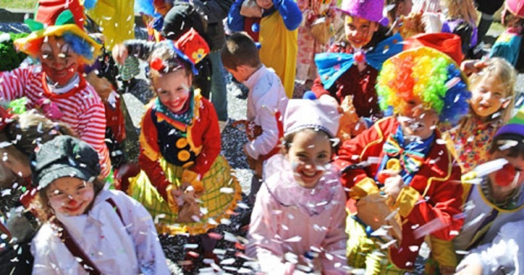 A Pontremoli si festeggia il Carnevale - bambini, carnevale