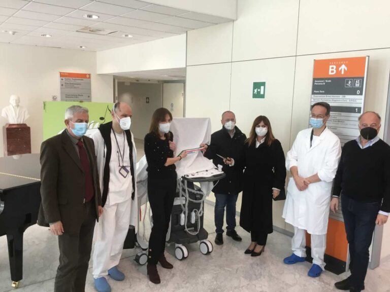 Fondazione Marmo dona due ecografi di ultima generazione all’ospedale Apuane Fondazione Marmo dona due ecografi di ultima generazione all'ospedale Apuane - ecografi, fondazione marmo