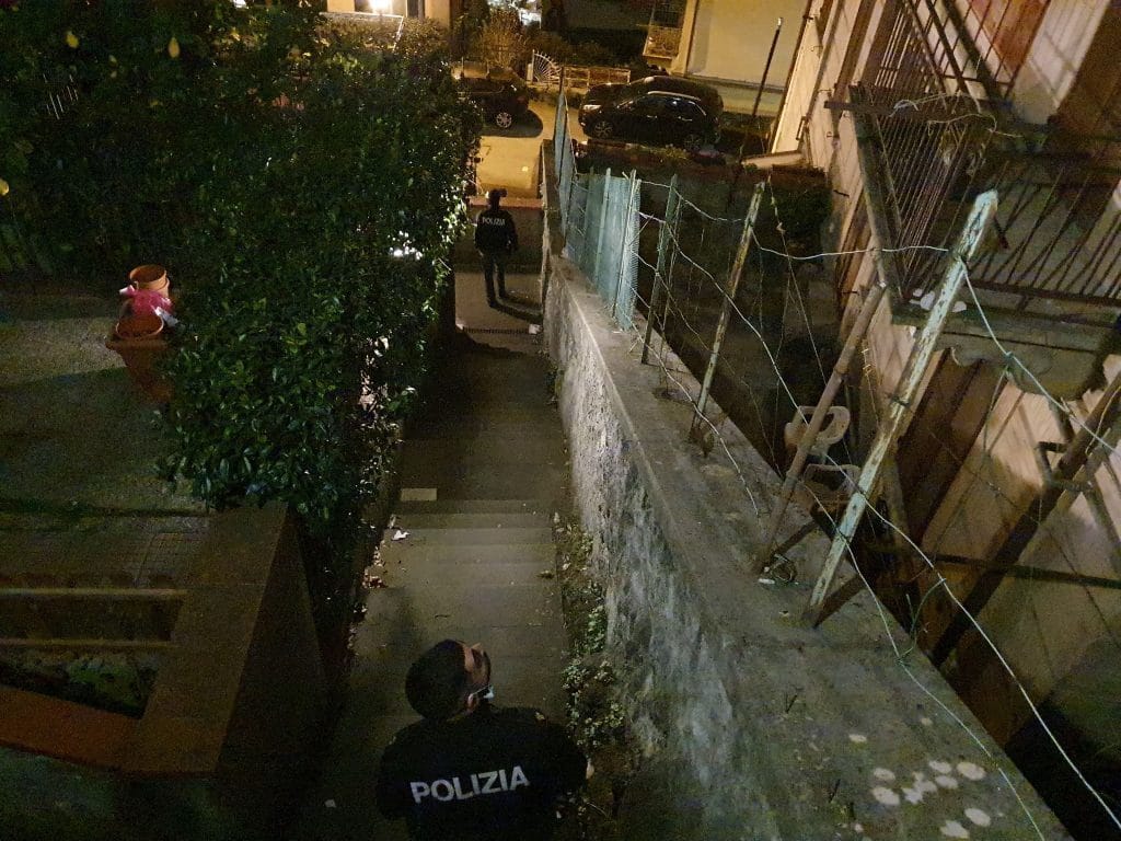 La Spezia: controlli anti spaccio e anti degrado della polizia – Immagine dell'articolo La Spezia: controlli anti spaccio e anti degrado della polizia - Controlli, la spezia