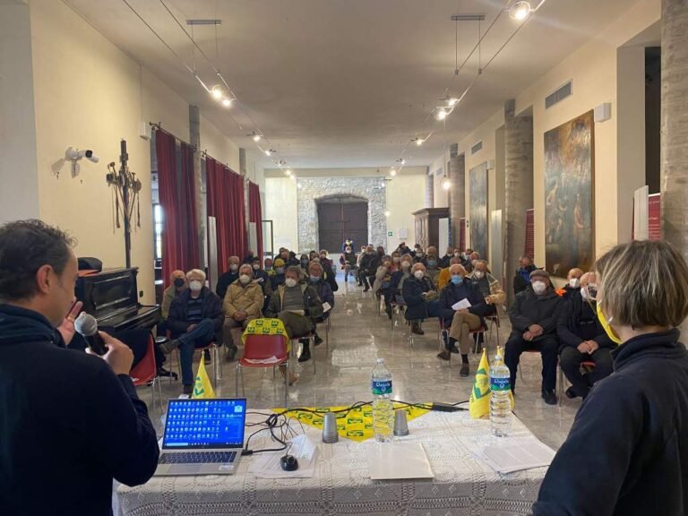 Lunigiana: cecidomia e non solo, grande partecipazione al primo incontro in presenza Lunigiana: cecidomia e non solo, grande partecipazione al primo incontro in presenza - cecidomia, coldiretti