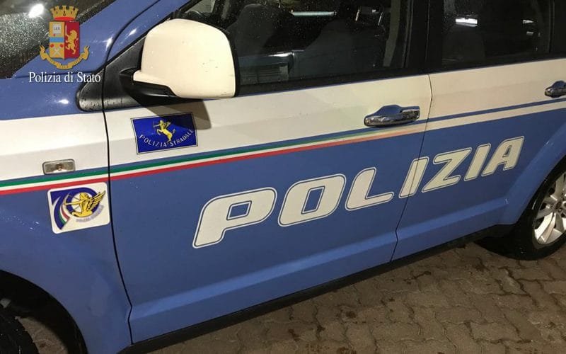 La Spezia, controlli di polizia: scattano 3 denunce - denunce, la spezia