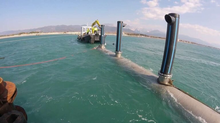 Completata la linea sottomarina dell'idrovora di Marinella - idrovora, mare