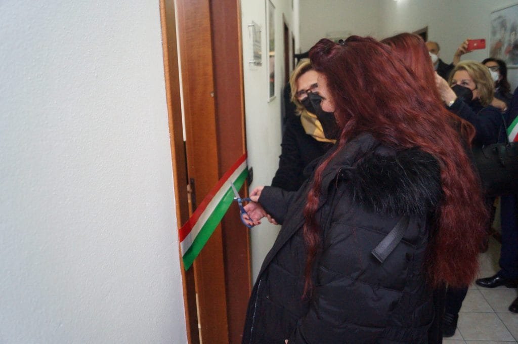 Carabinieri Sarzana: inaugurata "Una stanza tutta per sé" in memoria dell'appuntato scelto Mulonia - appuntato scelto mulonia, carabinieri