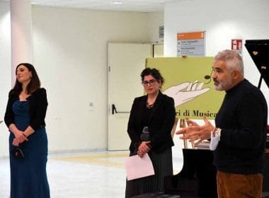 Donatori di Musica, prosegue l'attività all'Ospedale delle Apuane - donatori di musica, mambrini