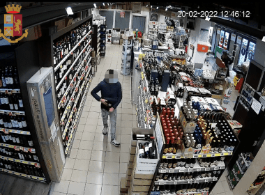 La Spezia: 27enne denunciato dopo vari reati nei Doro del centro - doro