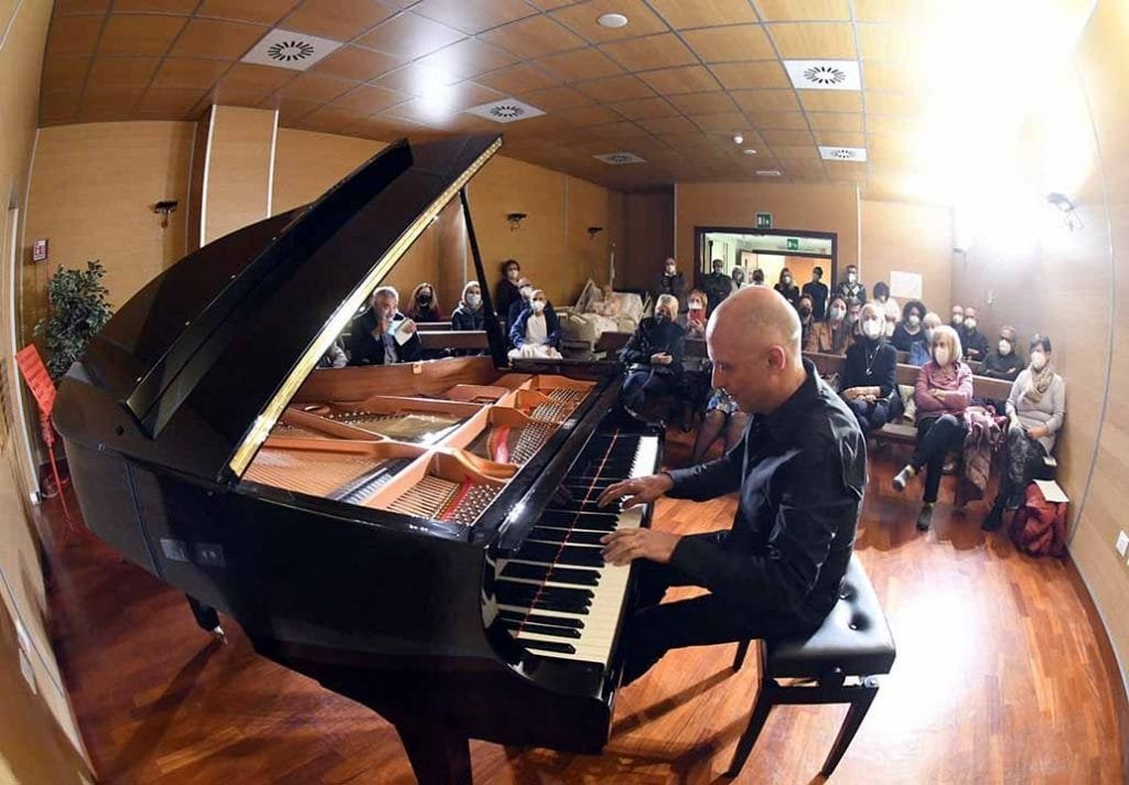 Benedetto Lupo suona Tchaikovsky per l'appuntamento con i Donatori di Musica - Andrea Mambrini, Benedetto Lupo