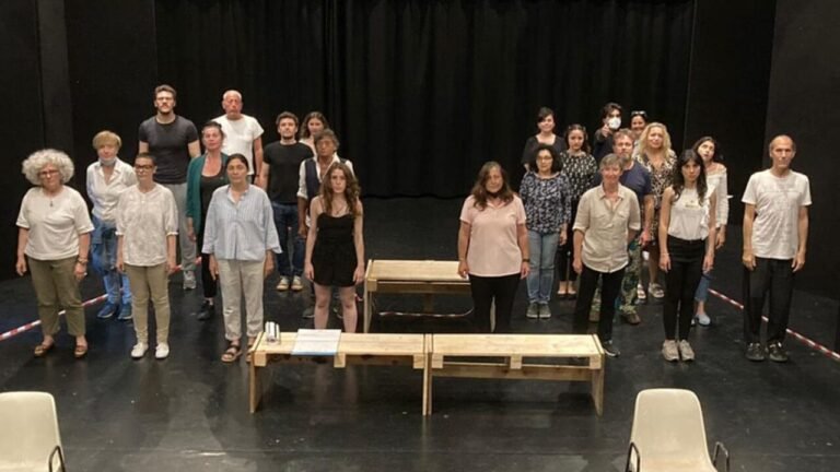 Teatro Dialma Ruggiero, in scena gli Allievi della Compagnia degli Evasi -