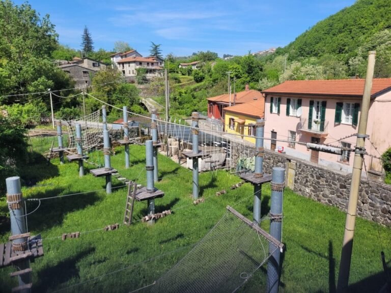 Apre a Equi Terme il terzo percorso acrobatico in altezza - apuan geolab, equi terme