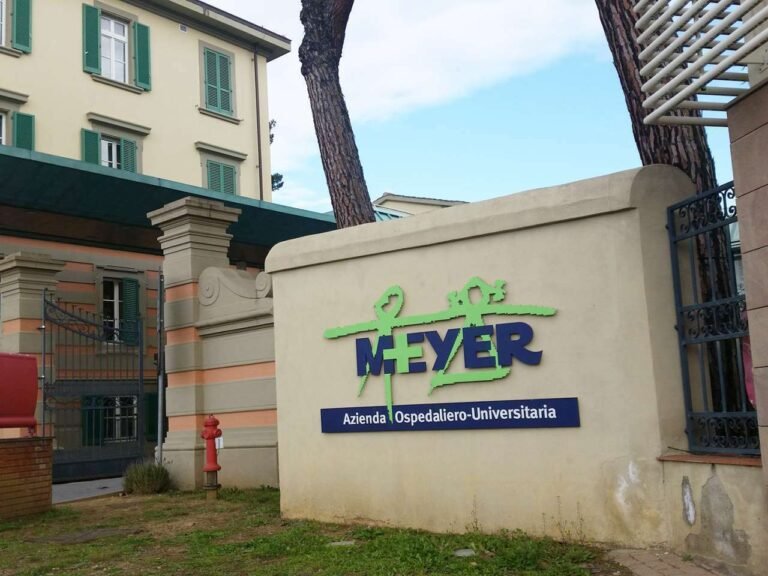 Tre bambini palestinesi ricoverati al Meyer - aiuto, meyer