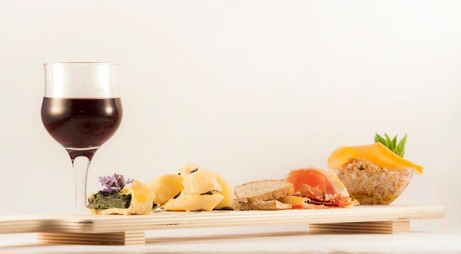 Enogastronomia: parte oggi per i ristoranti in gara il contest Upvivium - contest, Enogastronomia