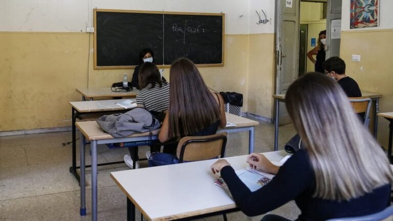 Stipendi non pagati ai lavoratori della scuola: l'appello urgente della Flc Cgil - ata, cgil