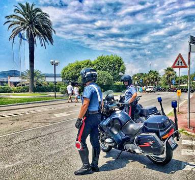 Compagnia di Carrara: i carabinieri mettono a segno diversi arresti e denunce