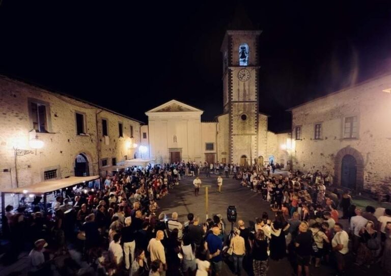 Grande successo per Filetto rinascimentale - festa, filetto
