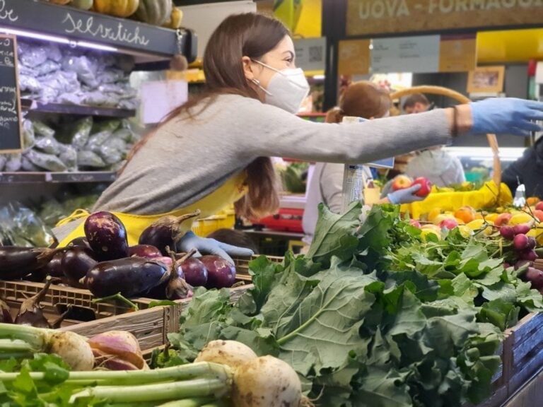 Energia, Confagricoltura Toscana: “Per chi produce frutta aumenti dei costi pari all’800%” - Confagricoltura, frutta