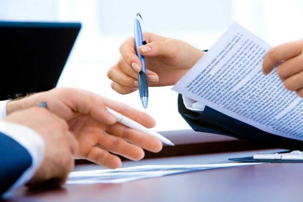 Scrivere con carta e penna nell’era digitale - carta, digitale