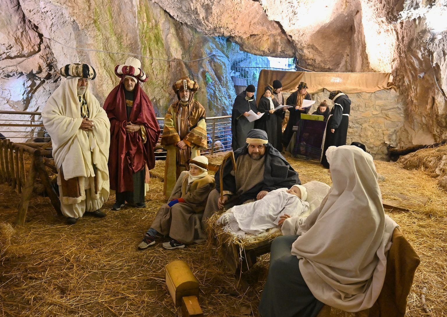 Presepe di Equi Terme, inaugurazione il 23 dicembre, ci sarà anche il vescovo - equi, Inaugurazione