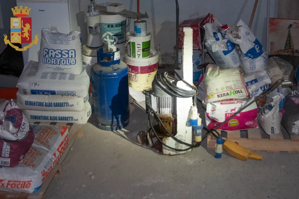 Furto in un cantiere a Sarzana, denunciato un uomo - edilizia, furto