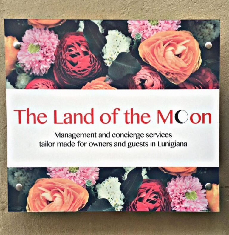 The Land Of The Moon apre la sua sede di Licciana land of the moon