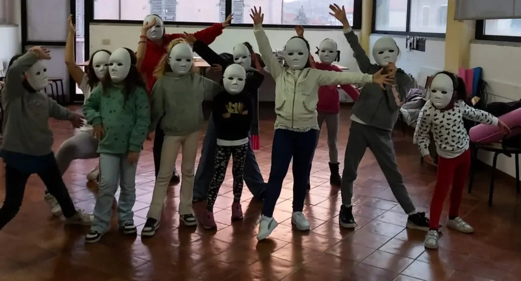 “Il prossimo Natale? Un grosso guaio!” venerdì 17 febbraio a Pontremoli - guaio, Natale