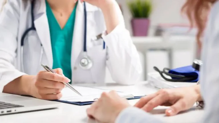 Martina Morra e Mattia Vasoli iniziano l'attività di medico di famiglia a Licciana - famiglia, Licciana