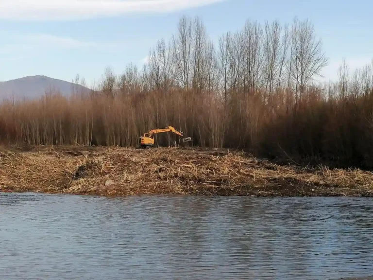 Lunigiana, partiti i lavori di manutenzione sul fiume Magra - bonifica, magra
