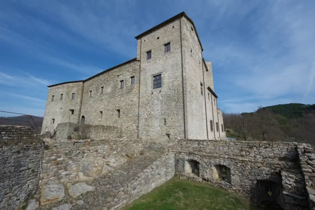 Castello aquila Gragnola - dimore storiche