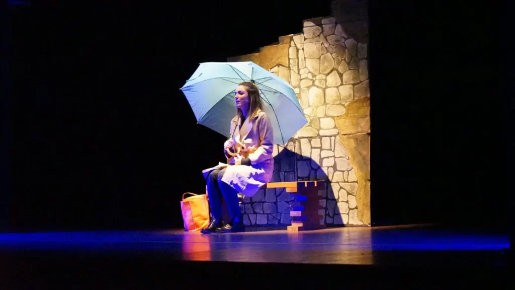 Vicks, lo spettacolo di Officine TOK è un grande successo anche a Bagnone Vicks, lo spettacolo di Officine TOK è un grande successo anche a Bagnone - bagnone, Officine Tok