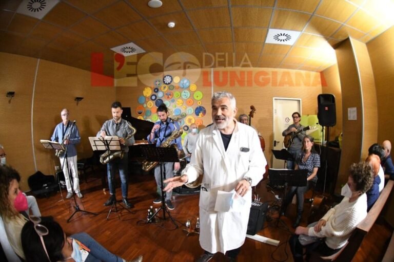 I Donatori di Musica continuano sul palco, ospiti gli Orchestrana - mambrini, musica