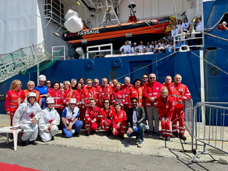 Geo Barents, 70 volontari della Croce Rossa coinvolti nelle operazioni - croce rossa, geo barents