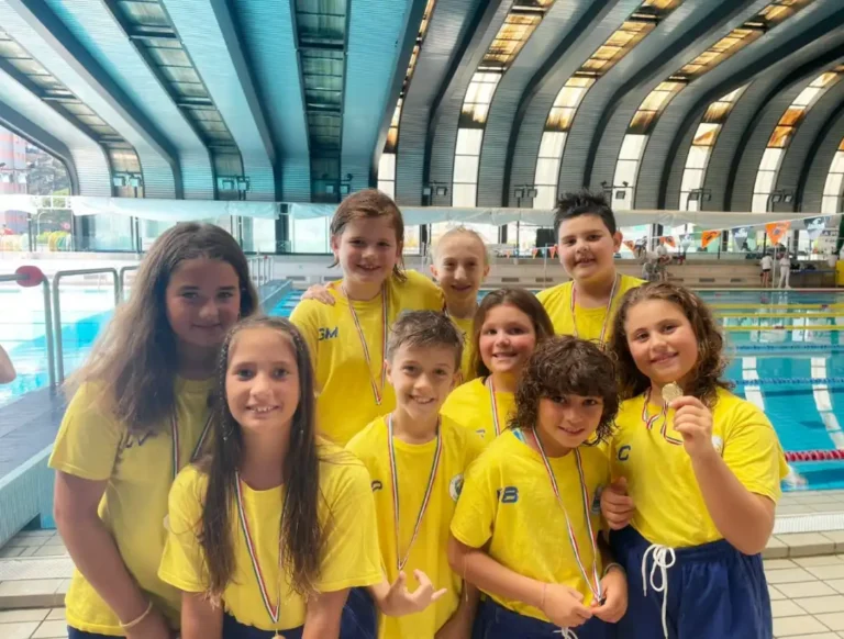 Nuoto e divertimento per gli atleti baby dell'UISP Valdimagra - nuoto, valdimagra