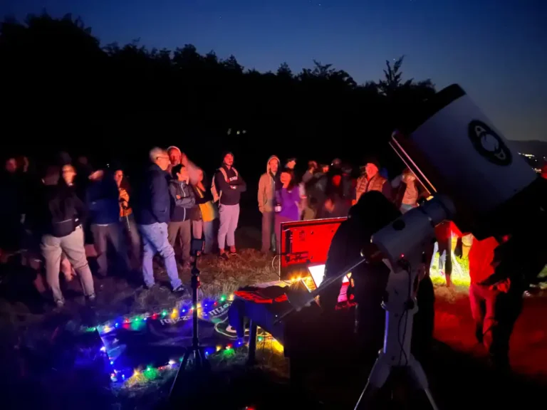 Il trekking spaziale con gli astrofili spezzini Il trekking spaziale con gli astrofili spezzini - astrofili, spezzini