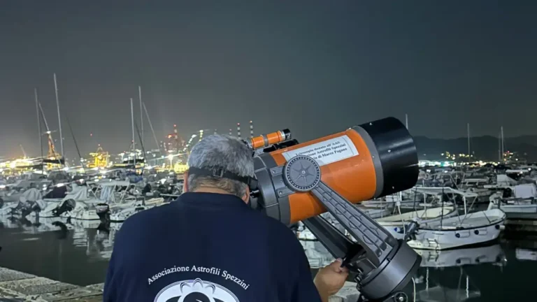 Prosegue l’estate dell’Associazione Astrofili Spezzini Prosegue l'estate dell'Associazione Astrofili Spezzini - astrofili, spezzini