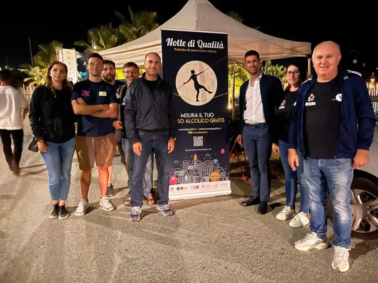 Notte di qualità a Marina di Massa: il Serd incontra i giovani - Alcol, Dipendenze