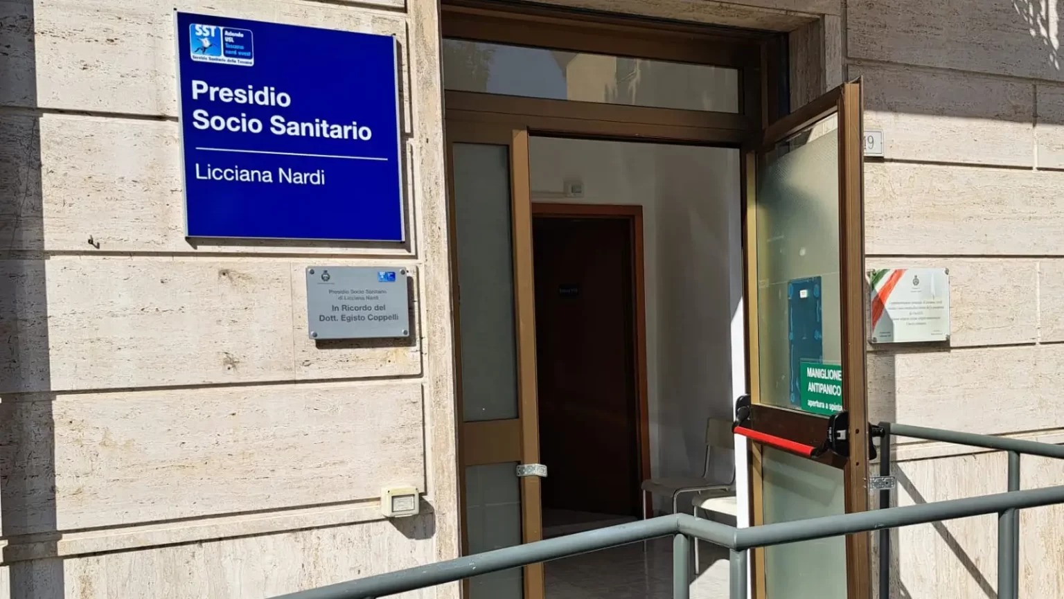 A Licciana riapre il distretto per i prelievi del sangue e l’ambulatorio medico A Licciana riapre il distretto per i prelievi del sangue e l'ambulatorio medico - ambulatorio, distretto