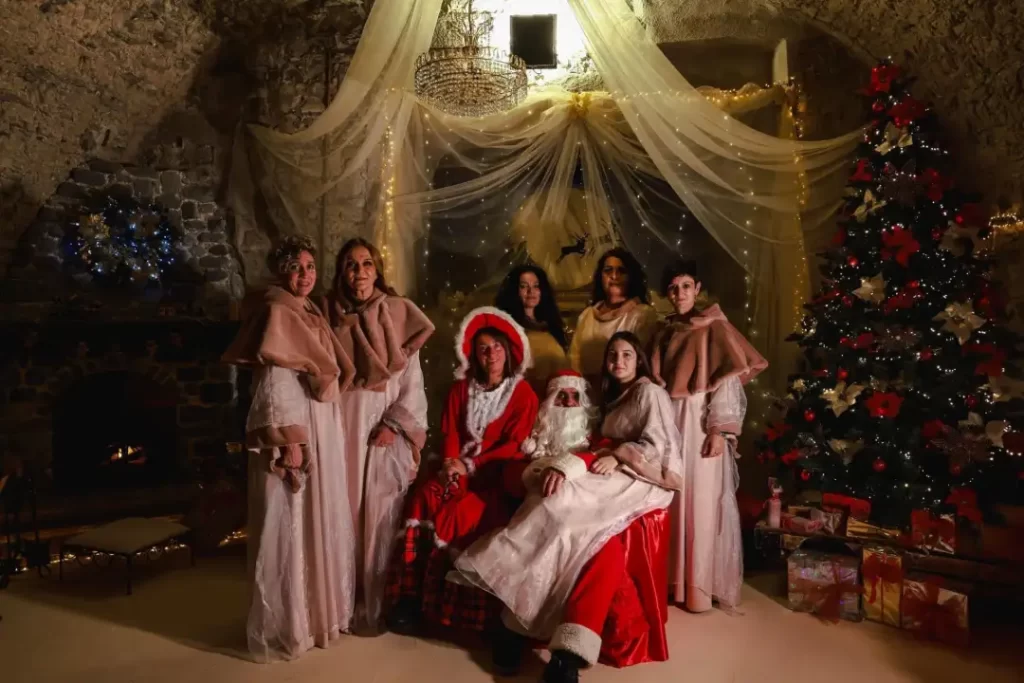 A Pontremoli la "Magica casa di Babbo Natale" è stata un successo - babbo natale, casa