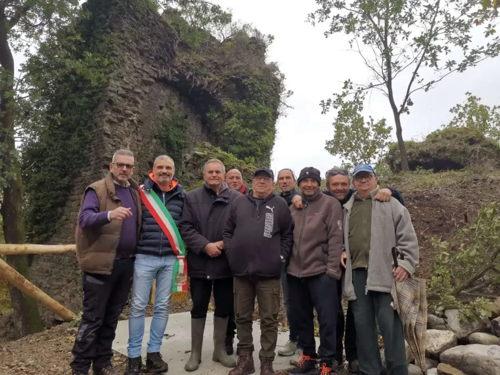 Podenzana:  conclusi i lavori alla torre Malaspina Podenzana: conclusi i lavori alla torre Malaspina - malaspina, podenzana