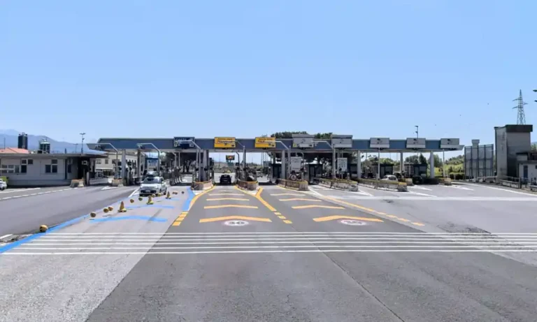 Cisa, riapertura a senso alternato venerdì, attesa per l'ok sui rimborsi del pedaggio A15 - lunigiana, pedaggio