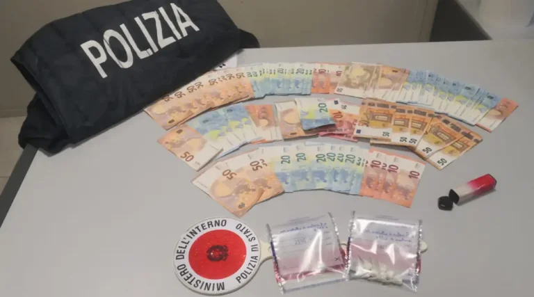 Spaccia cocaina nascosta dentro una sigaretta elettronica: un arresto e due denunce - droga, polizia