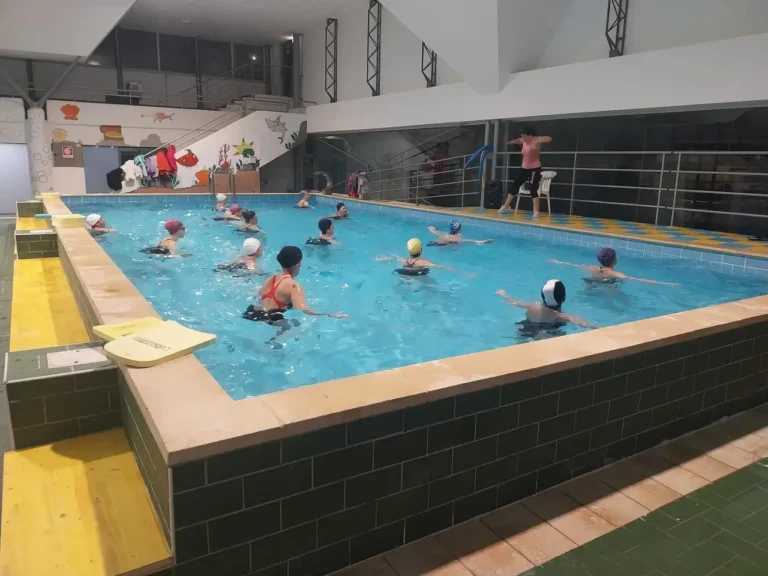 A Quercia nuoto e calcetto gratuiti una volta a settimana per gli ospiti della Residenza Tiziano A Quercia nuoto e calcetto gratuiti una volta a settimana per gli ospiti della Residenza Tiziano - centro sportivo quercia