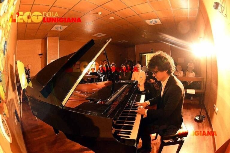 I virtuosismi di Francesco Mazzonetto al NOA per i Donatori di Musica I virtuosismi di Francesco Mazzonetto al NOA per i Donatori di Musica - Andrea Mambrini, donatori di musica