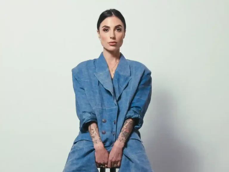 La stagione al Teatro degli Animosi si chiude con lo spettacolo di e con Carlotta Vagnoli - Carlotta vagnoli, spettacolo