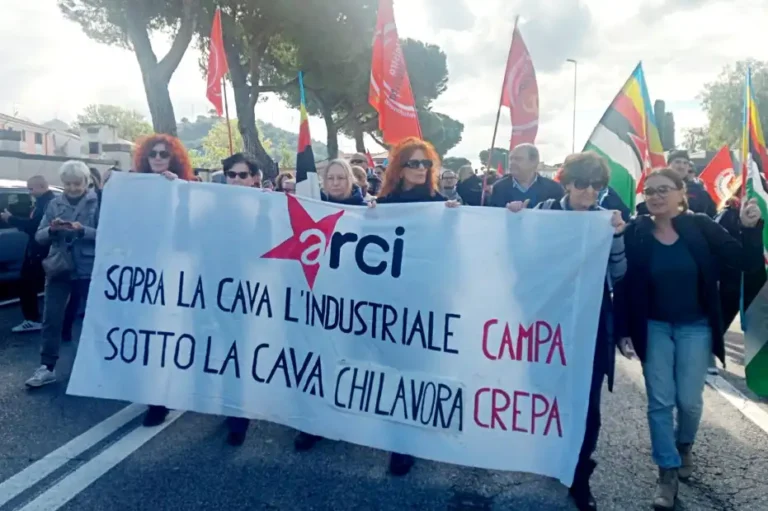 Arci: impegno per modificare il modello economico apuo-versiliese -