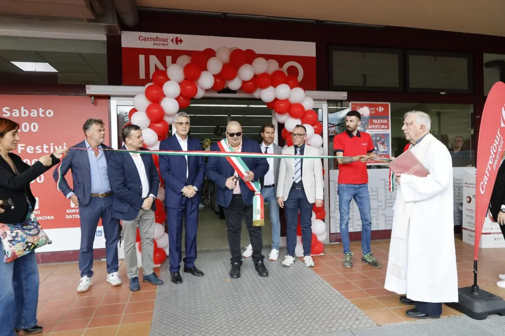 Etruria Retail cresce: inaugurato il nuovo Carrefour Market a Villafranca in Lunigiana - carrefour, etruria retail