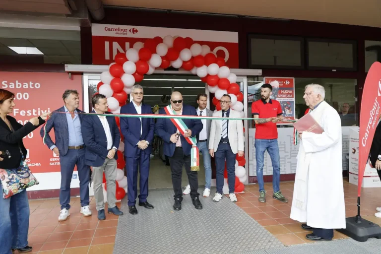 Etruria Retail cresce: inaugurato il nuovo Carrefour Market a Villafranca in Lunigiana - carrefour, etruria retail