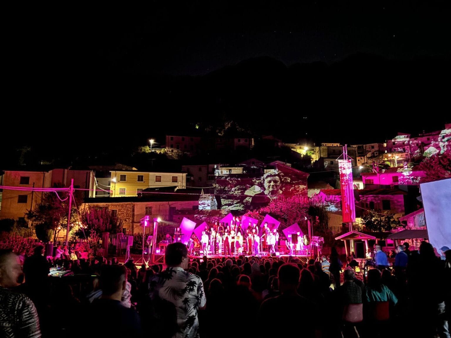 Incanto Vincanta: oltre 2000 persone per la seconda edizione del festival - Arte, commemorazione