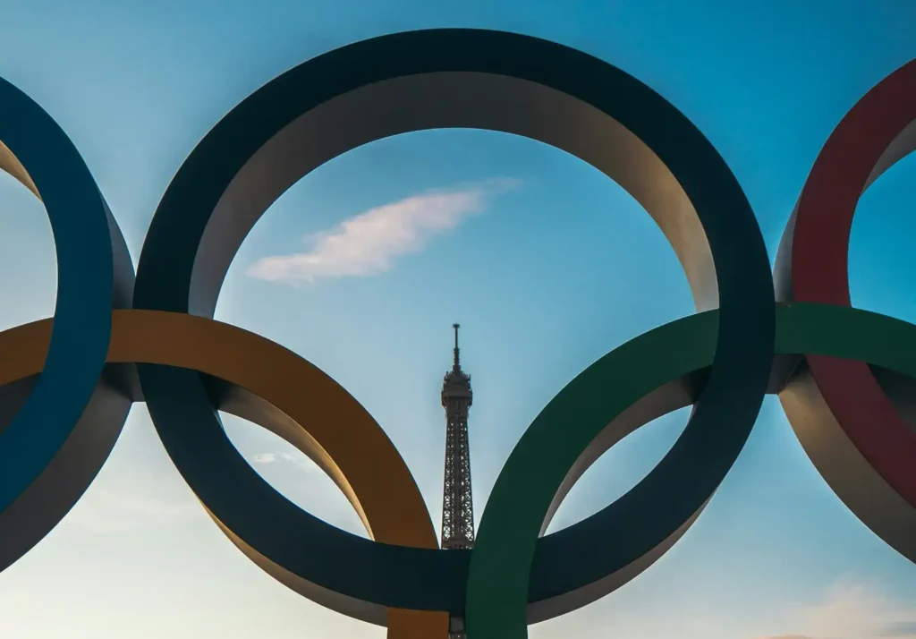 Parigi 2024 si apre fra sabotaggi, polemiche e rincari selvaggi Parigi 2024 si apre fra sabotaggi, polemiche e rincari selvaggi - economia, finanza