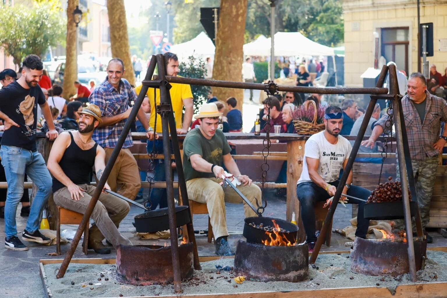 A Licciana Nardi, ora: da 25 anni La Castagna Racconta A Licciana Nardi, ora: da 25 anni La Castagna Racconta - castagna, eco adv