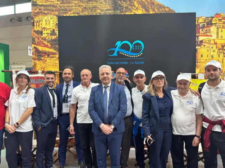 La Spezia presenta al TTG di Rimini il nuovo logo per i 100 anni del Palio - la spezia, logo