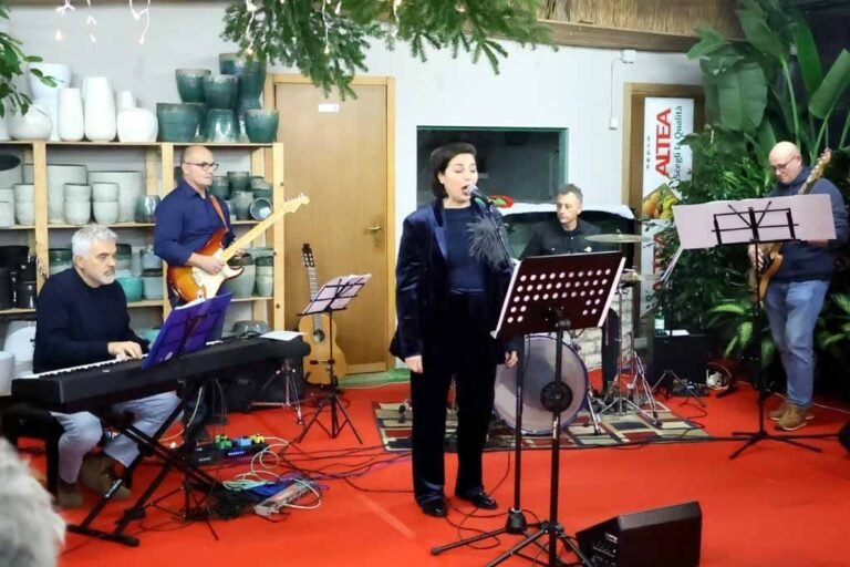 I Caleidoscopio suonano a Massa per aiutare il reparto di oncologia - Caleidoscopio, mambrini